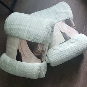 2 Matching Textured Throw Covers - 60" x 70"